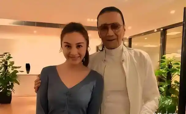 和谢贤交往12年,用青春换来2000万,如今38岁的coco怎么样了?