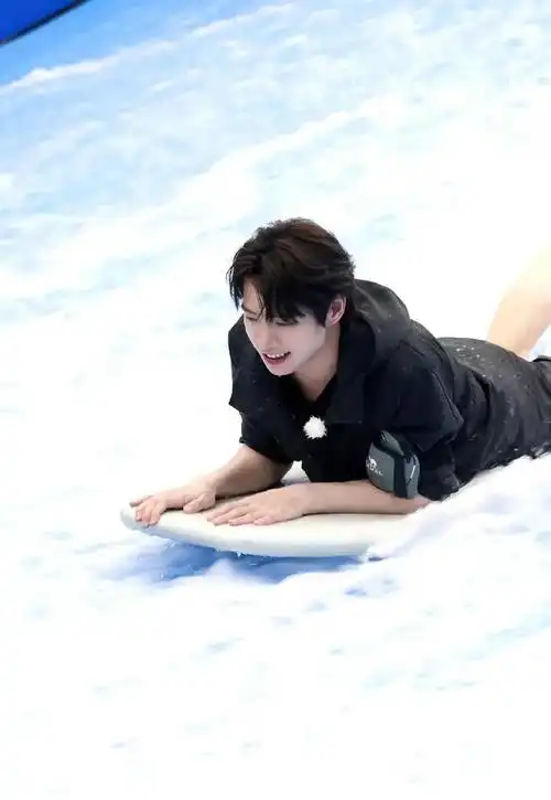 5.26娱乐瓜:肖战杨紫李现赵丽颖龚俊檀健次鹿晗刘学义魏大勋宋轶