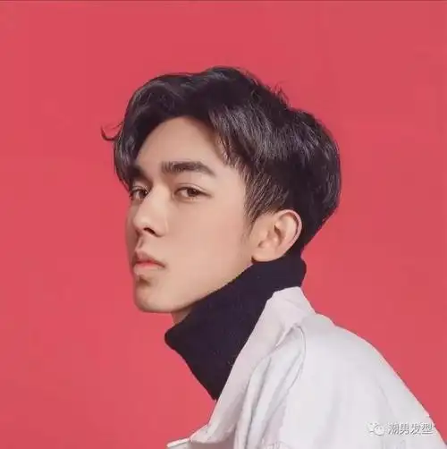 3款"超帅气"的男生刘海发型参考,剪完显年轻又好看!