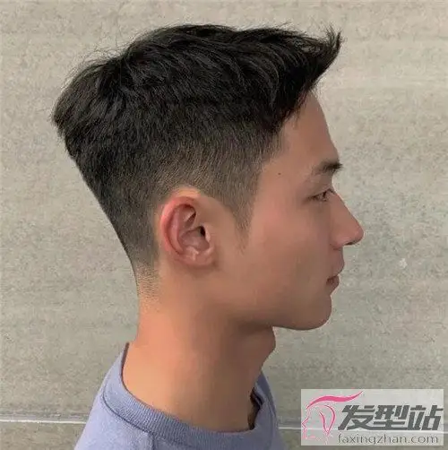 短寸飞机头正流行 酷帅清爽不挑人_发型站_最新流行发型设计发型图片