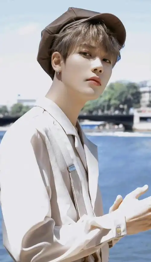 林彦俊日常随拍