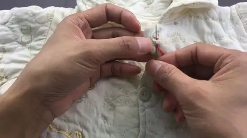 缝补衣服的针法马衣服 缝补衣服的针法-第1张图片-潮百科