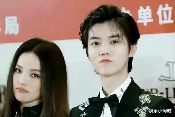 18岁黄渤忍了,18岁鹿晗也忍了,直到看了18岁的雷佳音我忍不了了