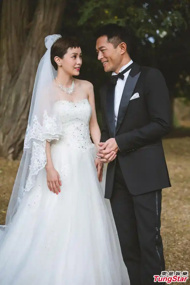 组图:古天乐郭采洁巴黎拍婚照 法式湿吻感尴尬_高清图集_新浪网