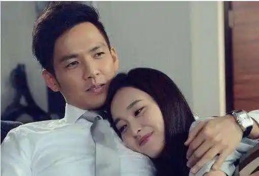 钟汉良隐婚妻子终露面,他的妻子,比孙怡还漂亮