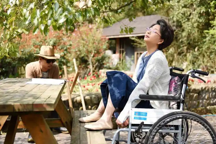 #张译 #殷桃 一些#鸡毛飞上天 时期的剧照 - 抖音