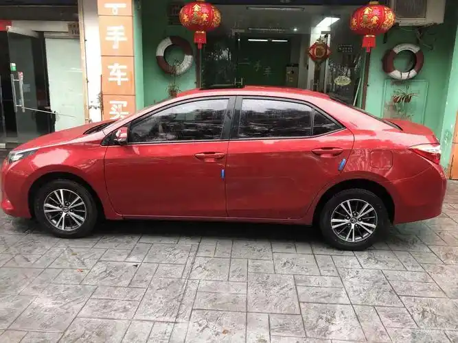 丰田雷凌红色侧66609 0116.jpg