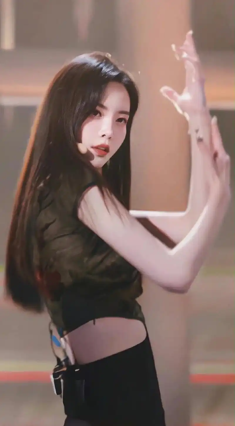 没关系啊,我已经习惯一个人在角落里 #壁纸 #于文文  #浪 - 抖音