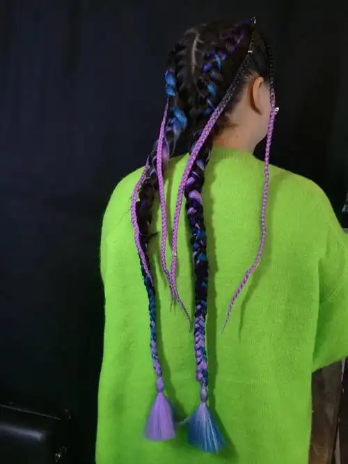 看看不同滤镜下辫子的颜色吧嘿嘿#编发  #沈阳脏辫  #脏辫  #拳击辫