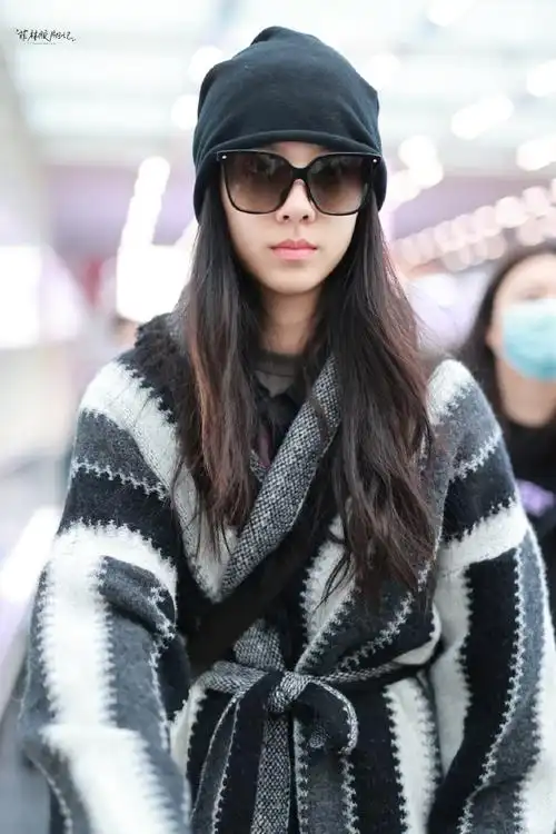 庄达菲#    机场素颜生图