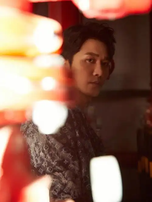 彭冠英这么多年,除了张国荣以外,第二个非常喜欢又疯狂去微博保存这么