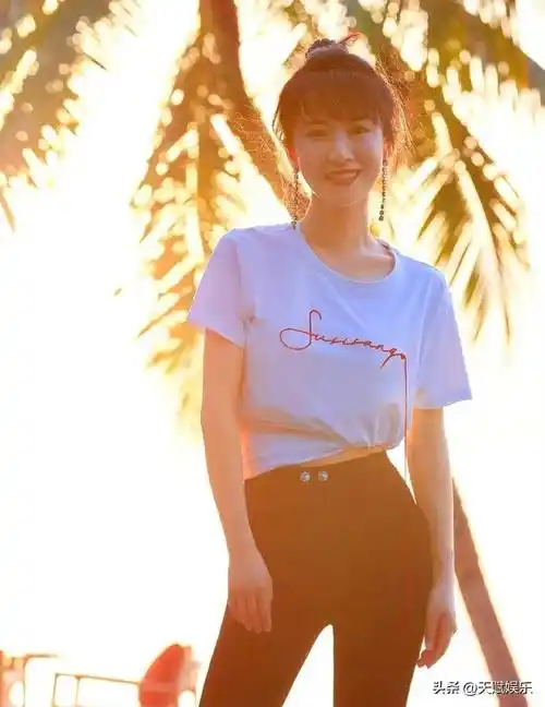 《蜗居》35集电视连续剧中的演员李念写真美照3_图片_交流_留言