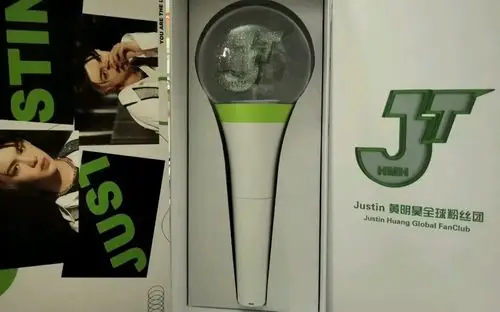 「黄明昊justin」jt应援棒开箱_哔哩哔哩_bilibili