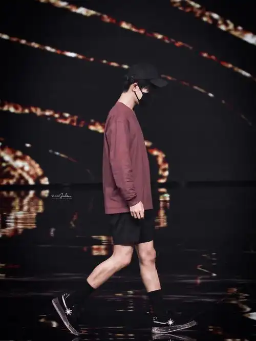 玺玺的节目好靠后#易烊千玺