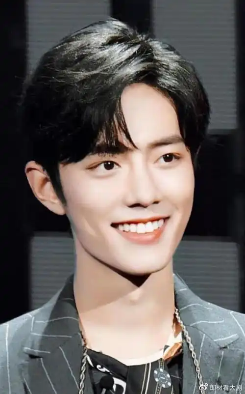 微博之夜#肖战撞脸霍建华?