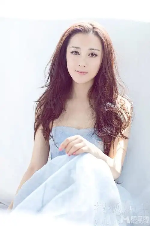 李依晓 抹胸 夏日清新写真 甜美可爱不失性感