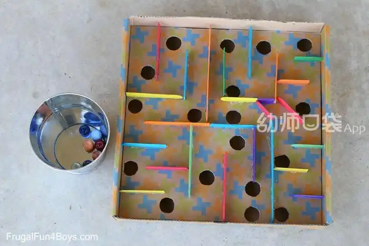 三子棋是一种民间传统游戏