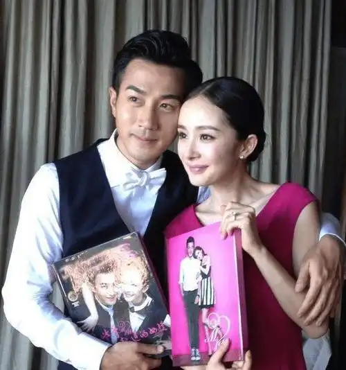 第四位:刘恺威在冯绍峰和杨幂传的相当逼真时,杨幂和刘恺威突然就公开