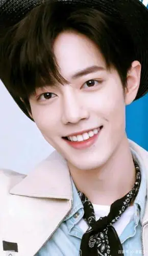 肖战笑起来真的很好看