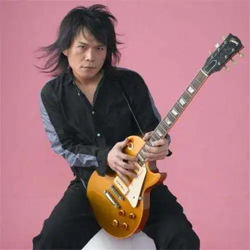 如果伍佰老师秃了会换什么发型