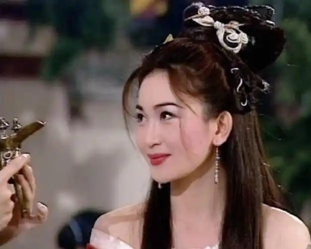 温碧霞版的苏妲己,更是被无数人视为"最美妲己".