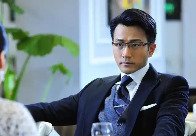 刘恺威在电视剧千山暮雪里面很帅大家喜欢刘恺威的千山暮雪吗