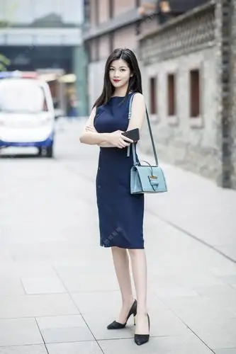 女生还是瘦点好,怎么穿搭都能成为男人眼中的女神!