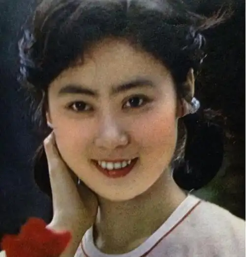 王心刚看中八一厂的"花旦"却被刘晓庆抢了角色,68岁她依然美丽