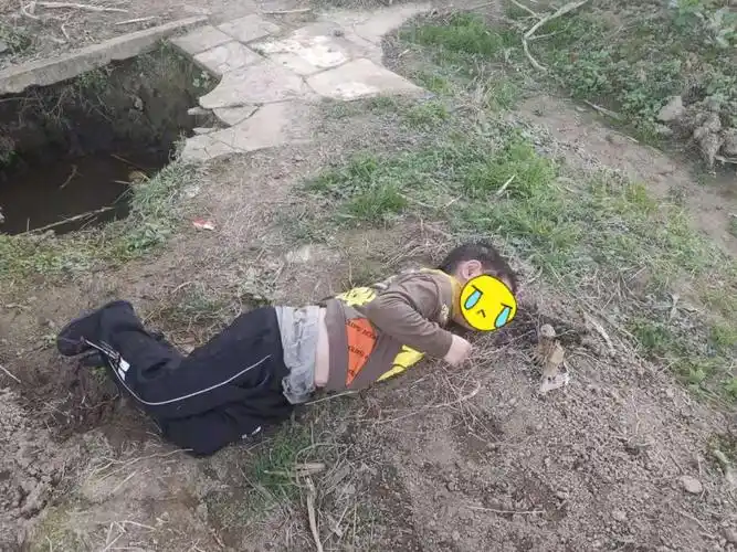 文山州一名儿童落水