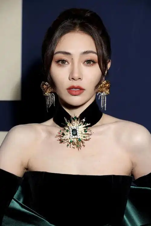 谢可寅巴黎时装周生图#07这是一个合集07分享一些g社美图的高清无