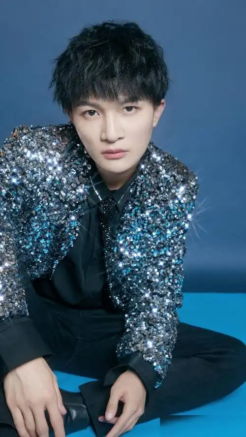 歌手周深空灵的歌喉最爱他唱的歌曲大鱼