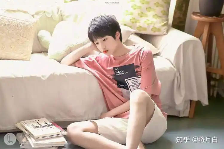 如何评价严浩翔的颜