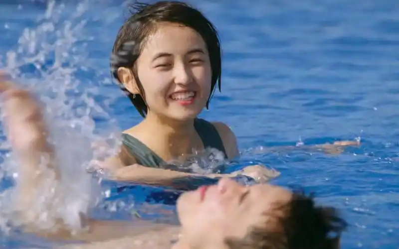 吴磊张子枫电影盛夏未来预告片