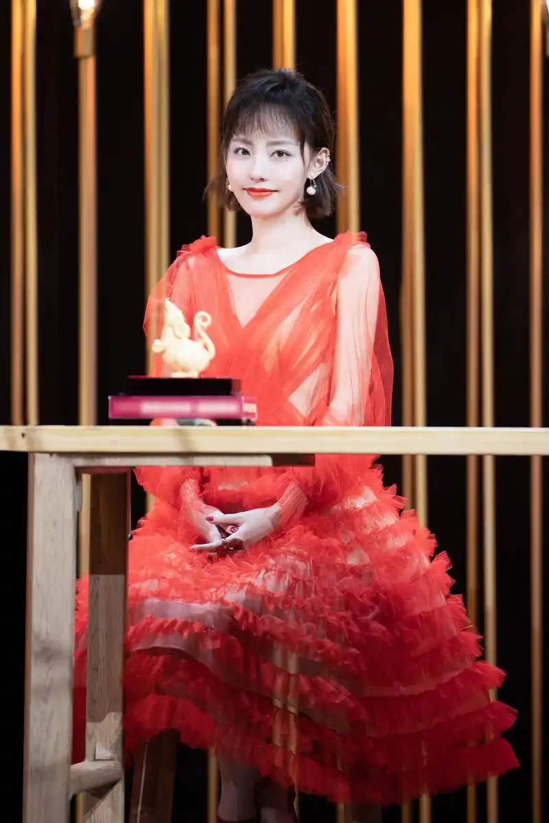 综艺频道《喜到福到好运到 ——2020年春晚倒计时》,幸福推荐人张小兔