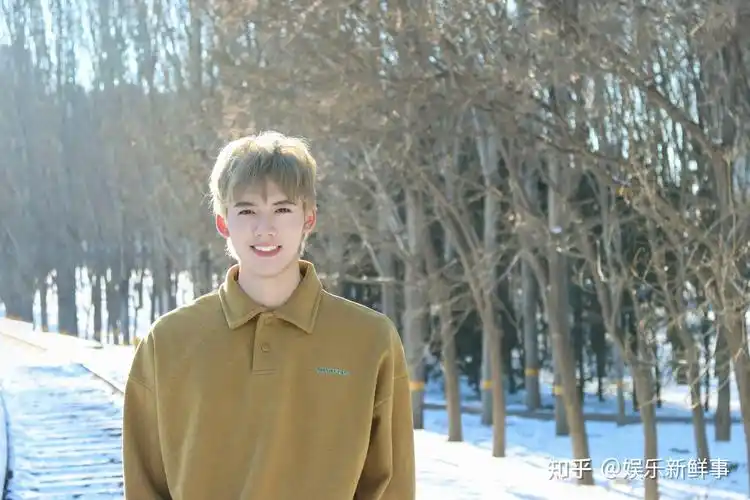 邓超元近照曝光冰雪大片仙气满满