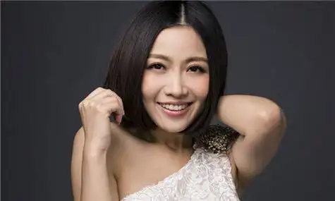 新闻晨报:"姚贝娜事件":记者怎样报道死亡