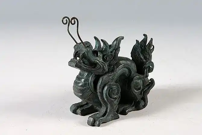 青铜器-龙_全景网