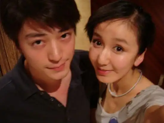 林心如追责越演越烈霍建华历届绯闻女友情史曝光