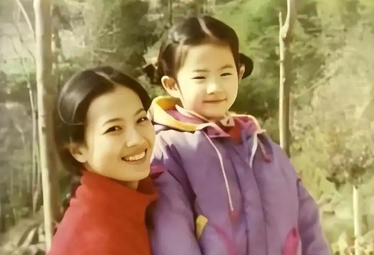 刘亦菲个人简介 :她是真正的中华儿女