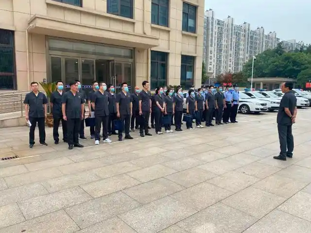 的获得感,5月28日清晨,武进法院执行局开展涉民生案件集中执行行动,出