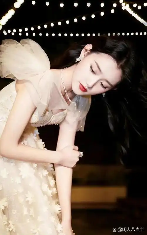 从2016-2021年,蒋某某个人收入共计1613万元.2023年2月被实名举