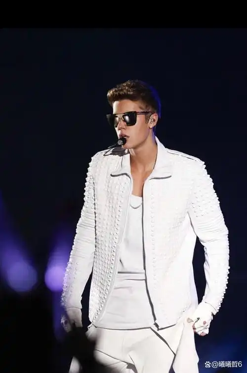 贾斯汀·比伯:少年成名的音乐天才