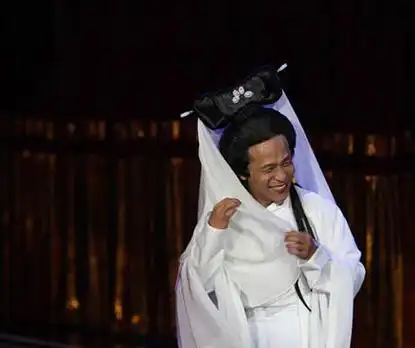 辣眼睛宋小宝扮白娘子美出新高度图