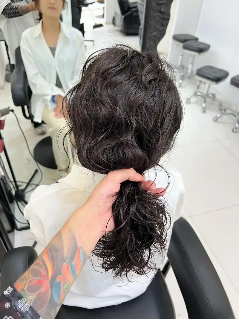 泰安芭比烫,免打理发型.法式芭比烫,也被很多小姐姐称为大版羊 - 抖音