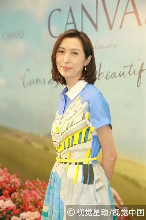 郭蔼明称赞刘青云有心思 最重要是待她好_高清图集_新浪网