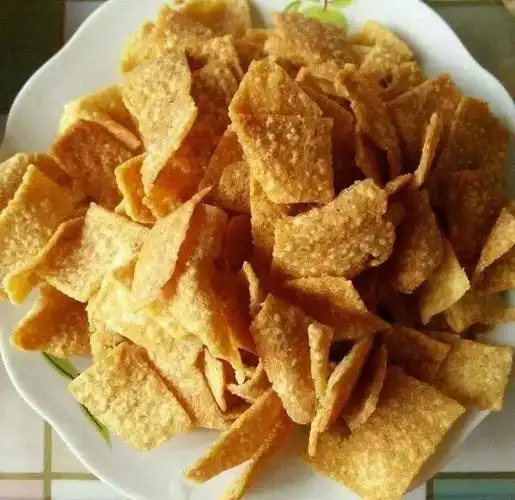 教你炸一锅小米锅巴香酥嘎嘣脆一家人都爱吃的零食