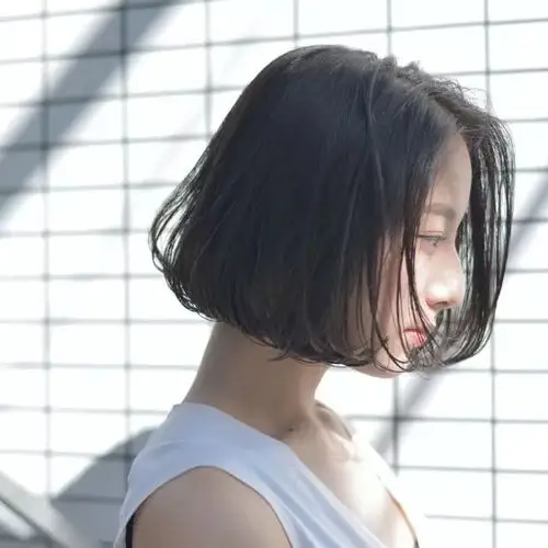 女生齐耳短发中分帅气16p