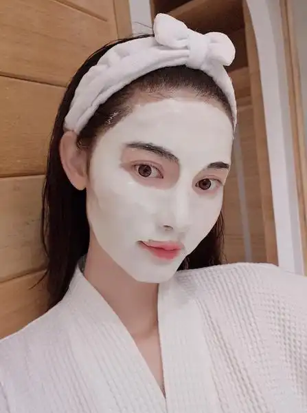 敷面膜洗还是不洗(晚上贴面膜好还是不洗脸好) - 114货源网