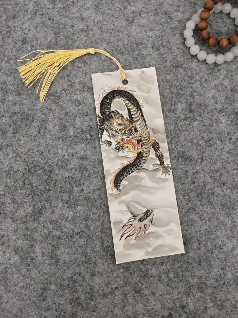 老父亲的中国风手绘龙年中国龙书签93.#创作灵感 #手绘书签 - 抖音