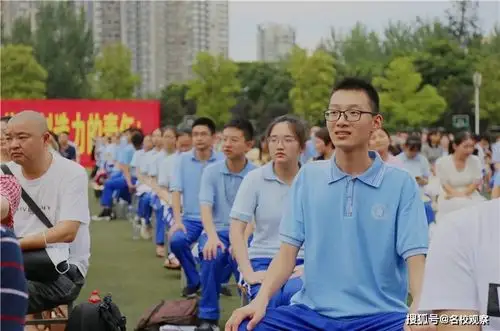 成都石室中学2020届毕业典礼举行,三大篇章书写似水流年!